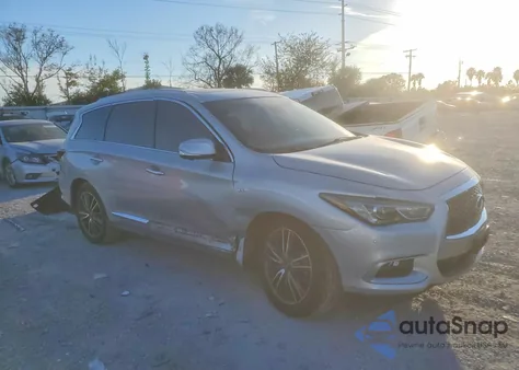 2017 Infiniti Qx60 z USA, uszkodzony, nr VIN 5N1DL0MM7HC508669